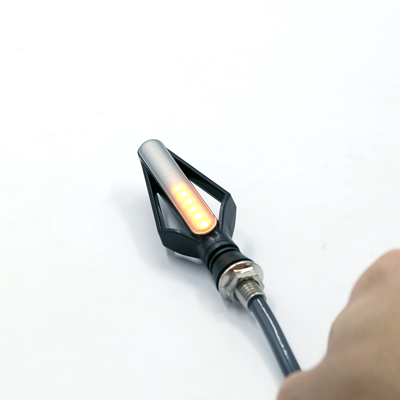 ADT-YYR12LED   เอดีที-วายวายอาร์12แอลอีดี