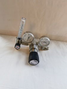 Regulador de gas nitrógeno de doble calibre SS316L con medidor de flujo de 0-15L para cilindro N2 - Product Image 2