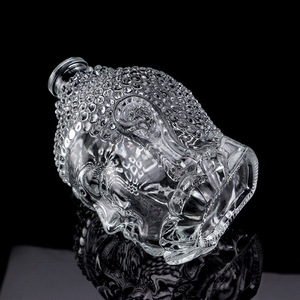 Botella de Vidrio de Alta Calidad con Forma de Cabeza de Buda para <span class=keywords><strong>Vodka</strong></span>/Vino/Tequila/Ginebra de 750 ml con Tapa de Cierre - Product Image 5