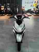 Moto électrique Fournisseur populaire 2000w Moto électrique Kilométrage Scooters électriques pour adultes Scooter électrique