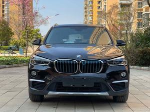 รถมือสอง BMW <span class=keywords><strong>X1</strong></span> sDrive18li รุ่นแฟชั่น ปี 2019 เครื่องยนต์เทอร์โบ 8 ลิตร เกียร์อัตโนมัติ ภายในสีเงิน รุ่นซิลเวอราโด - Product Image 2