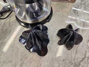 เครื่องคั้นน้ำส้มไฟฟ้า Hoffmans 40W รุ่น HM-8818 เครื่องสกัดน้ำผลไม้ตระกูลส้มระดับมืออาชีพ พร้อมตัวเครื่องสแตนเลส ดีไซน์กันน้ำหยด - Product Image 2