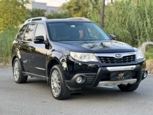 Prezzo Super Vantaggioso: <span class=keywords><strong>Subaru</strong></span> Forester 2.5i AWD Premium Edition SUV del 2011 Usata, con Sedili in Pelle, Guida a Sinistra, per Esportazione - Product Image 2