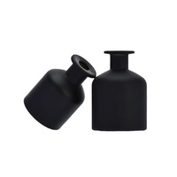 Bouteilles rondes de diffuseur de roseau de luxe de marque privée de parfum de maison d'arôme noir blanc givré