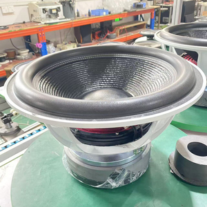 Leistungsstarker 18-Zoll Wettbewerbs-Subwoofer 3000W RMS 30Hz Papierkonus 3-Schicht-Ferrit Ultimative Klangqualität Subwoofer, 18100-034F - Product Image 2