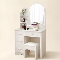 Coiffeuse moderne en bois blanc de style européen avec miroir arqué élégant, tiroirs de rangement, bureau de vanité minimaliste pour chambre et appartement