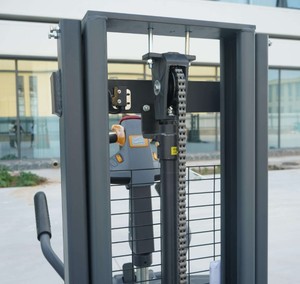 Nuovo Transpallet Elettrico 1.5T 6km/h con Batteria al Litio, Bassa Rumorosità, Certificato CE, Attrezzatura per Logistica di Ristorazione e Vendita al Dettaglio - Product Image 6