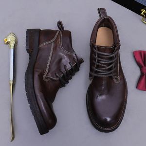 Nouvelles chaussures en cuir pour hommes, style européen, à lacets, pour occasions formelles, mariages et banquets, pour jeunes. - Product Image 1
