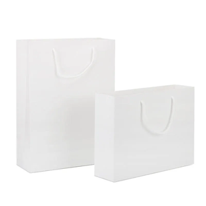 Sacs en papier artisanal de luxe rose avec feuille d'or, logo personnalisé, poignée en <span class=keywords><strong>corde</strong></span> de coton, recyclables pour l'emballage cadeau des petites entreprises - Product Image 1