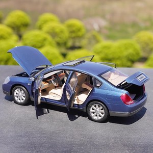 1:18 modello pressofuso di alta qualità in lega per auto ha personalizzato una collezione di modellini di auto collocati <span class=keywords><strong>a</strong></span> casa - Product Image 5
