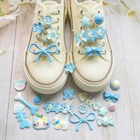 Vente en gros de clips de lacets de chaussures décorations à boucle DIY fleurs de marguerites breloque accessoires fille cadeau pour baskets décontractées