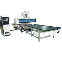 Routeur CNC ATC 4 têtes déchargement automatique pour la fabrication d'armoires de meubles avec moteur NC Studio Mach3 Siemens Syntec