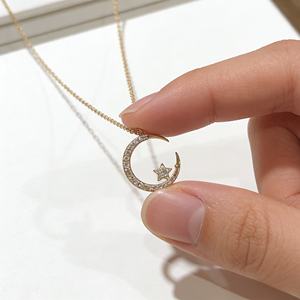 Collar con Colgante de Luna con Incrustaciones de Cristal Brillante, Joyería Delicada y Elegante para Mujer, Accesorios para Bodas y Banquetes - Product Image 6