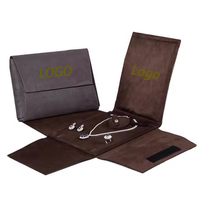 Ensemble de pochettes à bijoux en velours marron personnalisables avec logo pour bagues, boucles d'oreilles, colliers, avec boîte extérieure en papier 28x29x3.5CM, MOQ 50 pièces