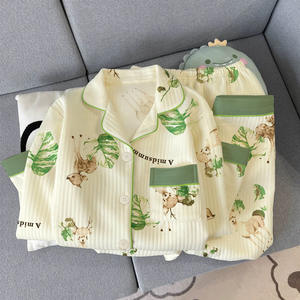 Pyjama d'automne-hiver pour femmes, doux et respirant, manches longues, épais et chaud, vêtements d'intérieur pour femmes d'âge moyen - Product Image 3