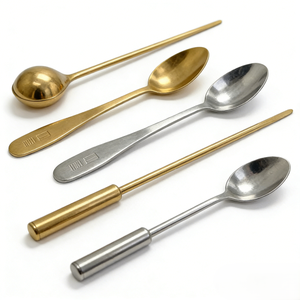 Juego de Cubiertos Clásico Portugués de Acero Inoxidable 304, Juego de Cubiertos de Alta Calidad con Mango Delgado y Plano, Chapado en Oro - Product Image 3