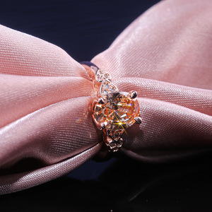 Anello a Cuore Ovale per Donne, Gioiello Romantico e alla Moda per Uso Quotidiano e Feste - Product Image 4