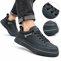 Baskets basses pour hommes entièrement noires, en matière synthétique mate, avec semelle plateforme épaisse, à lacets, chaussures décontractées pour hommes