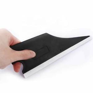 Outil de pose de film pour voiture en forme de poisson, raclette pour film de fenêtre, outil d'installation d'autocollants de voiture, raclette pour film vinyle en fibre de carbone, outil de nettoyage ménager - Product Image 2