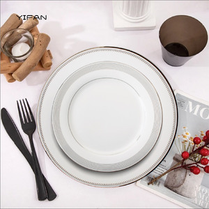 Juego de Platos de Porcelana Plateada con Forma de Corona, Ecológicos, con Logotipo Personalizado, para Bodas - Product Image 1