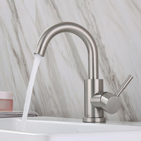 Robinet d'eau pour lavabo domestique en acier inoxydable 304 OEM ODM 360 °   Robinet à bec unique avec noyau de vanne en céramique, tuyau flexible rotatif