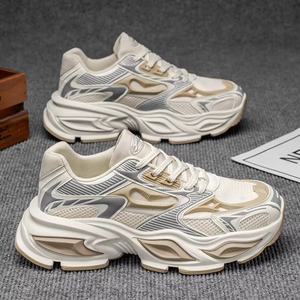 Nouvelles chaussures décontractées pour hommes, en maille respirante et confortable, antidérapantes et résistantes à l'usure, semelle épaisse, chaussures de sport de plein air - Product Image 5