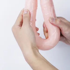 Beberapa Warna Nyata Merasa Dildo Delicate Touch Pria Penis Vakum Pompa Mesin Gay Artefak Dildo dengan Pompa Cair Penis TPE