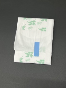 Serviettes hygiéniques ultra-fines en coton biologique respirant pour peaux sensibles, super absorbantes, avec ailettes, super douces, 8 pièces - Product Image 2