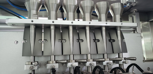 Máquina <span class=keywords><strong>de</strong></span> envasado vertical <span class=keywords><strong>de</strong></span> polvo multi-línea para sobres <span class=keywords><strong>de</strong></span> bebidas en polvo, máquina <span class=keywords><strong>de</strong></span> fabricación <span class=keywords><strong>de</strong></span> sobres <span class=keywords><strong>de</strong></span> polvo multi-línea VFFS para empaquetado <span class=keywords><strong>de</strong></span> barras <span class=keywords><strong>de</strong></span> electrolitos hidratantes - Product Image 3