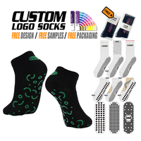 Chaussettes antidérapantes personnalisées avec logo OEM pour trampoline, chaussettes pour enfants, chaussettes antidérapantes pour parc de trampolines, chaussettes pour aire de jeux intérieure