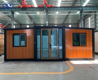 Maison conteneur modulaire pliable à double aile de haute qualité CE, villa à structure en acier, maison temporaire à panneaux sandwich