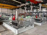 Pompe à piston triplex haute pression pour le dragage des canalisations industrielles et les applications d'ingénierie chimique