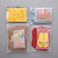 Versandfertige Transparente Unterwäsche T-Shirt Jeans Warnhinweis Reißverschluss Kleidungsverpackung PE Plastiktüte für Jeans