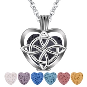 Isunni noir coeur cage lave pierre pendentif huile essentielle diffuseur médaillon collier - Product Image 3