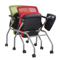 Chaise de formation mobile en maille avec support pour tablette et roulettes, chaise empilable peu encombrante pour espaces d'apprentissage agiles