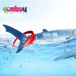 Mini bateau télécommandé 2,4 GHz, <span class=keywords><strong>robot</strong></span> poisson, <span class=keywords><strong>jouet</strong></span> de simulation de <span class=keywords><strong>requin</strong></span> nageur - Product Image 4