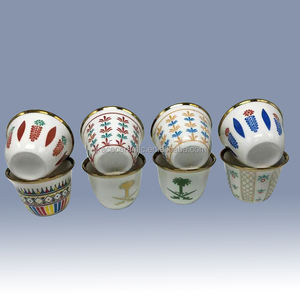 2021 nuovo Fine Bone china Insieme della <span class=keywords><strong>Tazza</strong></span> di Porcellana <span class=keywords><strong>Tazza</strong></span> di Caffè di Ceramica 80cc Arabo Cawa Con <span class=keywords><strong>Oro</strong></span> Con La Montatura Nera - Product Image 1