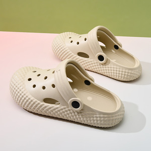 Women's <b>Clogs</b> Summer Outdoor Wear Thick Soled EVA Breathable Non Slip Closed Toe Slippers For Men And Women - Product Image 3