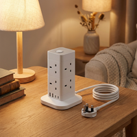 Multiprise tour 8 prises UK avec ports USB-A et USB-C, charge 3.4A, câble en cuivre massif 3M 3G1.25mm², protection contre les surtensions