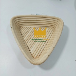 Panier de levage artisanal écologique en rotin naturel pour la cuisson du pain au levain, compatible lave-vaisselle - Product Image 2
