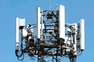 BTS Outdoor 6-Port 698 ~ 960MHz/1710 ~ 2690MHz <span class=keywords><strong>65</strong></span> °/<span class=keywords><strong>65</strong></span> ° <span class=keywords><strong>16</strong></span>/20dBi 2 ° ~ 12 °/2 ° ~ 8 ° Antenne RCU intégrée et remplaçable - Product Image 5