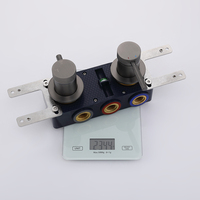 Ensemble de douche de salle de bain de luxe système pistolet métal laiton ensemble de robinet de douche double poignée valeur céramique pluie pommeau de douche ensemble