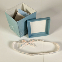 Boîte cadeau bicolore bleu et blanc avec logo personnalisé et nœud en ruban, boîte rigide de luxe avec fenêtre pour cosmétiques/parfums/cadeaux de mariage