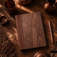 Maßgefertigtes Holzmaserung PU-Leder Hardcover A5 Notizbuch mit Metallecken 80 Blatt VIP-Kunden Geschenk