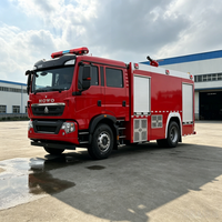 Réservoir d'eau multifonction 4x2 + système double mousse, petit équipement de lutte contre l'incendie pour camion de pompiers communautaire