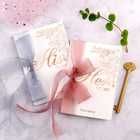 Carte de vœux pour cérémonie de mariage, style européen, esthétique Instagram, tendance nationale, nœud papillon, faite à la main, estampillée or, carte rectangulaire