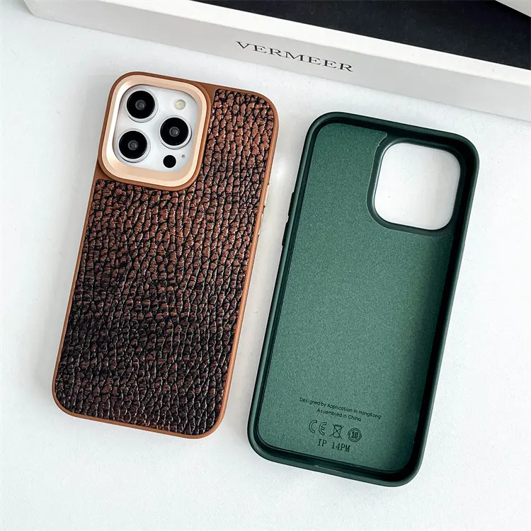 Coque de téléphone anti-choc en cuir PU écologique à motif de litchi bicolore de style de luxe pour Iphone 15 Pro Max