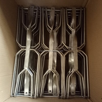 Accessoires de composants de machine de système d'équipement de traitement de volaille d'abattage de poulet
