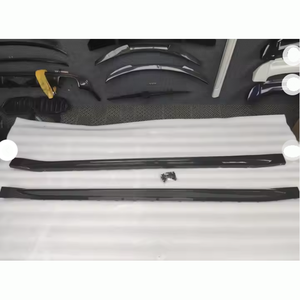 Extensión de faldas laterales de coche de fibra de carbono seca OEM para <span class=keywords><strong>BMW</strong></span> M4 G82 G83 Competencia original 2021 + Faldas laterales - Product Image 2