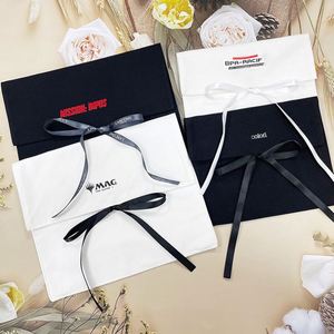 Sac enveloppe en coton personnalisé écologique avec logo, cordon en nœud pour vêtements, huiles essentielles, rangement multi-usages, montres, lunettes, bagues - Product Image 3